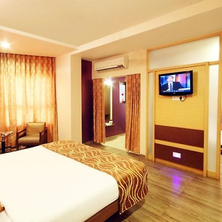 Hotel Bhagyalaxmi Shirdi Eksteriør bilde