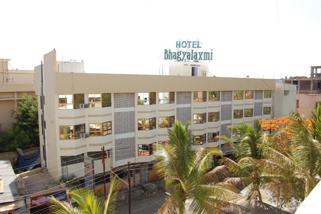 Hotel Bhagyalaxmi Shirdi Eksteriør bilde